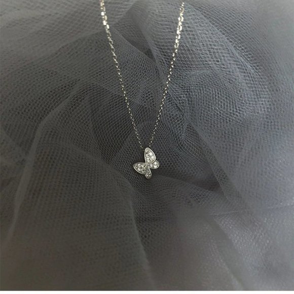 NEW 925 Sterling Silver Diamond Butterfly Necklace - Picture 6 of 7